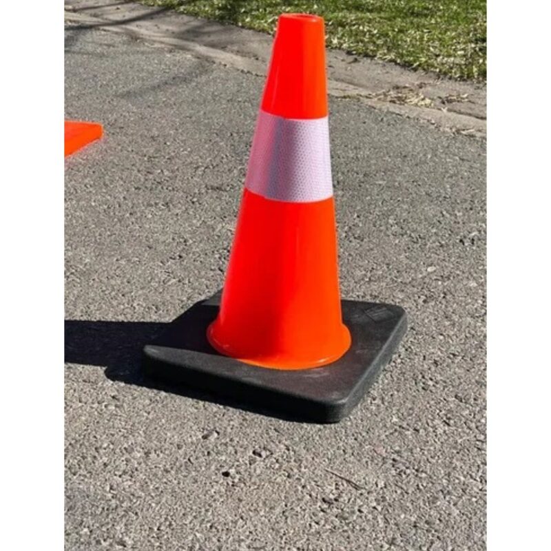 CONO PVC 45cm CON REFLECTIVO Y BASE CAUCHO ANTIVUELCO (03683) - Imagen 8
